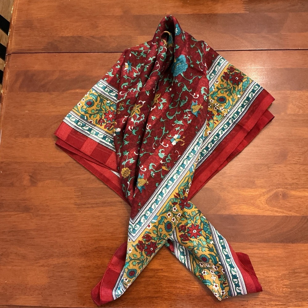 Berkshire Women's Scarf Bold Floral Print Red Black Square Made in Italy 30x30